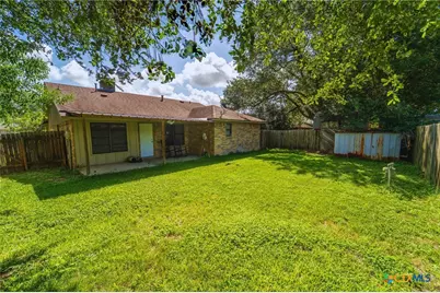 308 Fernwood Circle, Victoria, TX 77901 - Photo 15