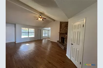 308 Fernwood Circle, Victoria, TX 77901 - Photo 3