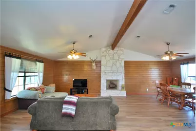 2725 Old Lehmann Road, Kingsbury, TX 78638 - Photo 19