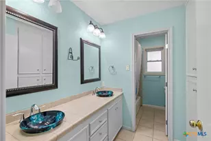 308 Woodway Dr, Victoria, TX 77904 - Photo 35