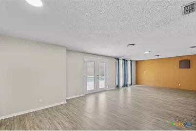 308 Woodway Drive, Victoria, TX 77904 - Photo 25