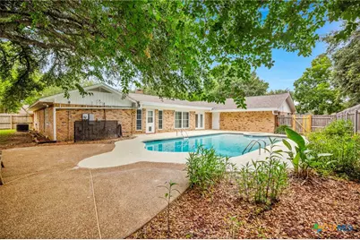 308 Woodway Drive, Victoria, TX 77904 - Photo 39