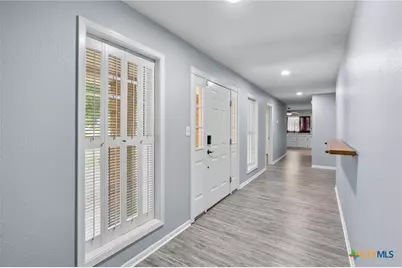 308 Woodway Drive, Victoria, TX 77904 - Photo 5