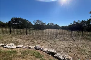 242 Flanders, Fischer, TX 78623 - Photo 27