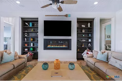 2719 Stella, Port O'Connor, TX 77982 - Photo 3