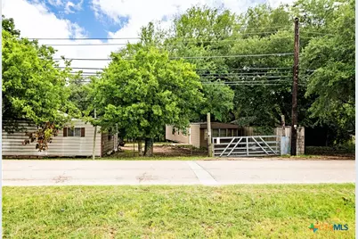 401 Salado Plaza Drive, Salado, TX 76571 - Photo 1