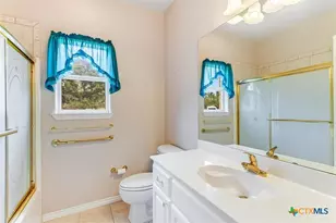 416 Highland Dr, Marble Falls, TX 78654 - Photo 13