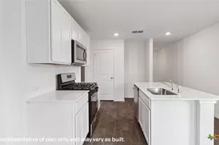 1005 Seedling Ln, Seguin, TX 78155 - Photo 5