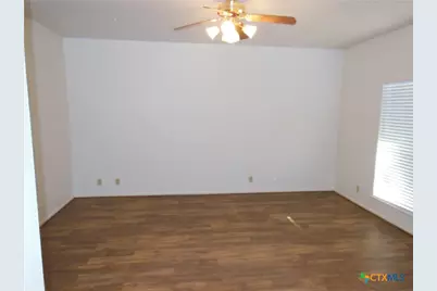 1641 Kuehler  #5, New Braunfels, TX 78130 - Photo 3