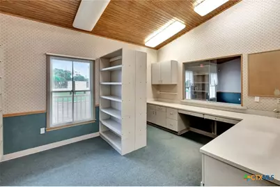 8410 Fm 236, Victoria, TX 77905 - Photo 5