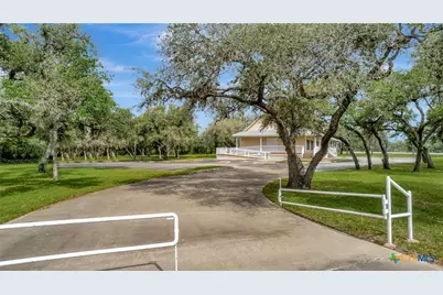 8410 Fm 236, Victoria, TX 77905 - Photo 25