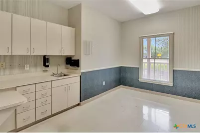 8410 Fm 236, Victoria, TX 77905 - Photo 19