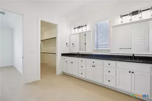 1851 Dancing Oak Ln, San Marcos, TX 78666 - Photo 25
