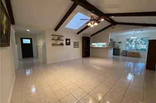 1001 Brookhollow Dr, Port Lavaca, TX 77979 - Photo 11