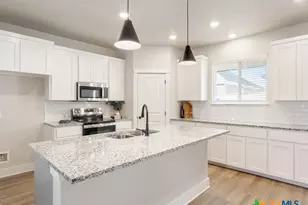 2017 Stillwell St, Nolanville, TX 76559 - Photo 9