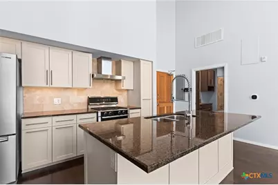 1600 Barton Springs Road #4602, Austin, TX 78704 - Photo 7