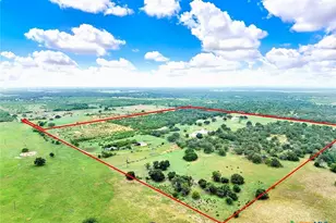 1494 County Rd 433, Stockdale, TX 78160 - Photo 9