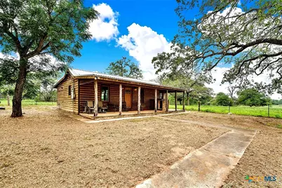 1494 County Road 433, Stockdale, TX 78160 - Photo 31