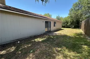 2211 Barry Dr, Killeen, TX 76543 - Photo 11