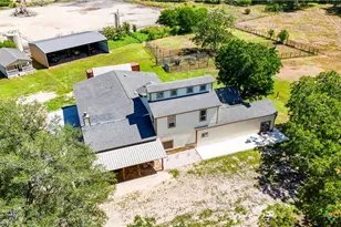 2410 FM1680, Flatonia, TX 78941 - Photo 9