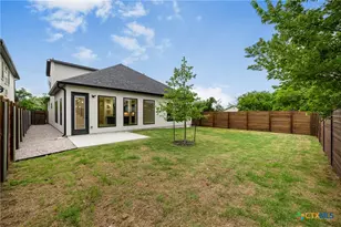 303 W Lane Ave, Manor, TX 78653 - Photo 33