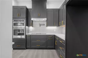 303 W Lane Ave, Manor, TX 78653 - Photo 11