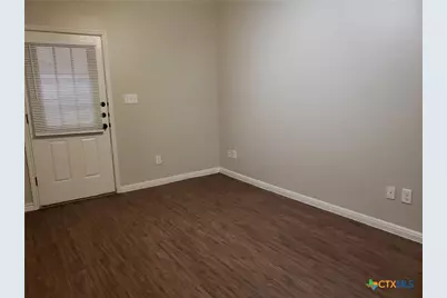 165 S Guadalupe Street #214, San Marcos, TX 78666 - Photo 5