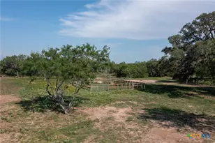 2615 Ykt Slickfield Rd, Yorktown, TX 78164 - Photo 25