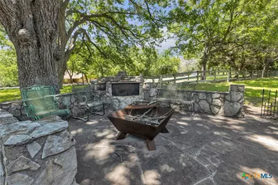 2662 Edgegrove, Canyon Lake, TX 78133 - Photo 23