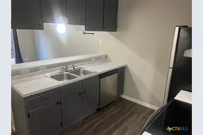 213 Chantilly Street, Victoria, TX 77904 - Photo 3