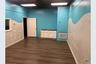 108 Cozzi Circle #L & M, Victoria, TX 77901 - Photo 7