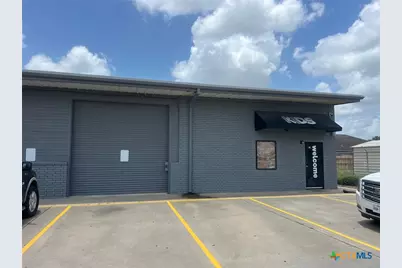 108 Cozzi Circle #L & M, Victoria, TX 77901 - Photo 1