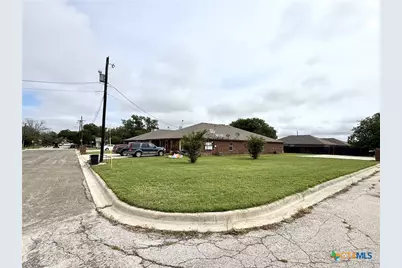 801 and 803 S Live Oak Street, Lampasas, TX 76550 - Photo 3