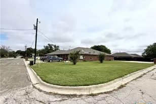 801 and 803 S Live Oak St, Lampasas, TX 76550 - Photo 3