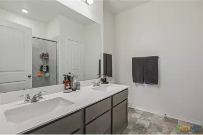 657 Bailey Park Drive, Jarrell, TX 76537 - Photo 19