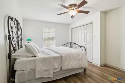 425 W Edgewater Terrace, New Braunfels, TX 78130 - Photo 31