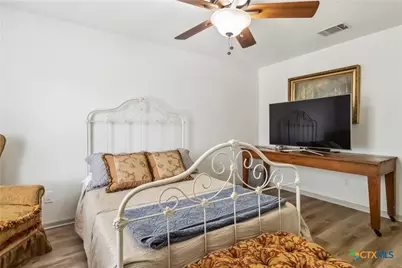 425 W Edgewater Terrace, New Braunfels, TX 78130 - Photo 29