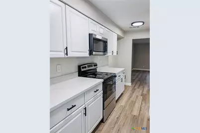 10631 Sandpiper Drive, Houston, TX 77096 - Photo 11