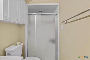 203 Yorkshire Ln, Victoria, TX 77904 - Photo 13