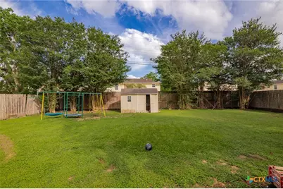 203 Yorkshire Lane, Victoria, TX 77904 - Photo 19