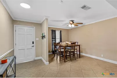 203 Yorkshire Lane, Victoria, TX 77904 - Photo 3