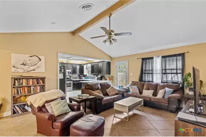 203 Yorkshire Lane, Victoria, TX 77904 - Photo 11