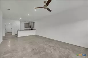 902 Cherry Laurel Dr, Killeen, TX 76543 - Photo 5