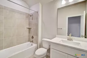 810 Saltbush St, New Braunfels, TX 78130 - Photo 5