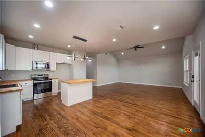 193 Powderhorn Lane, Port Lavaca, TX 77979 - Photo 11