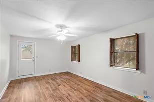 213 Tracy Ln, Victoria, TX 77904 - Photo 29