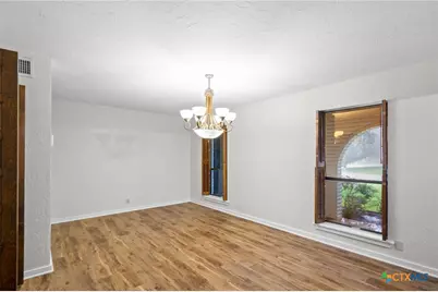 213 Tracy Lane, Victoria, TX 77904 - Photo 13