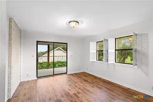 213 Tracy Ln, Victoria, TX 77904 - Photo 25