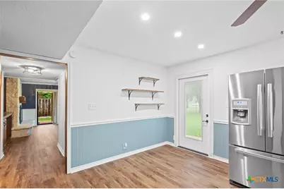 213 Tracy Lane, Victoria, TX 77904 - Photo 11