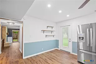 213 Tracy Ln, Victoria, TX 77904 - Photo 11